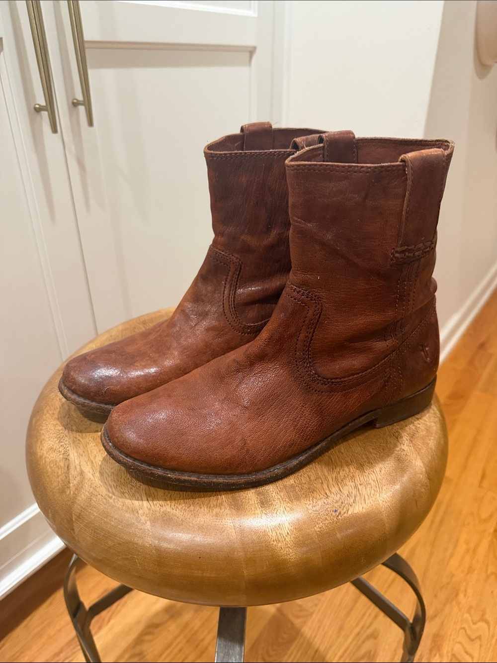 Frye Anna Shortie- Cognac Brown Leather
